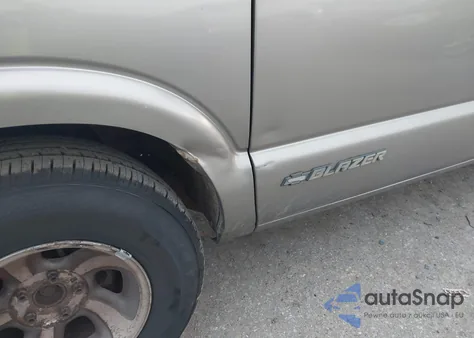 1998 Chevrolet Blazer z USA, uszkodzony, nr VIN 1GNCS13W9WK219573